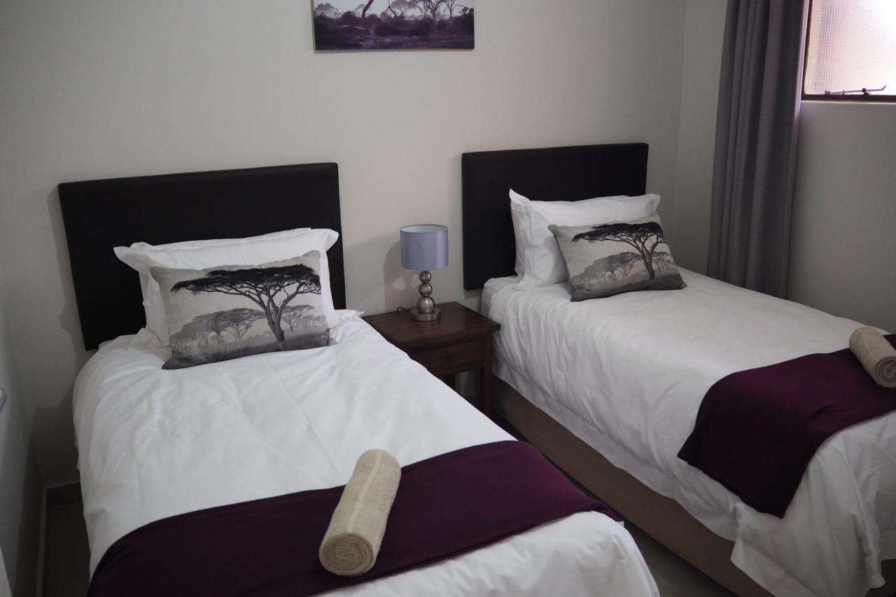 Or Tambo Self Catering Apartments, The Willows Boksburg Exterior foto